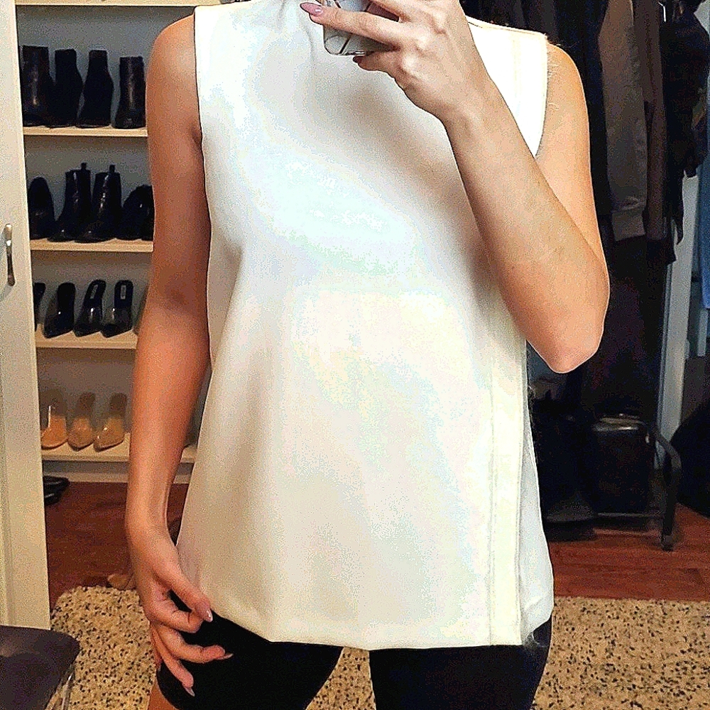 Zara basic sleeveless design cream top
